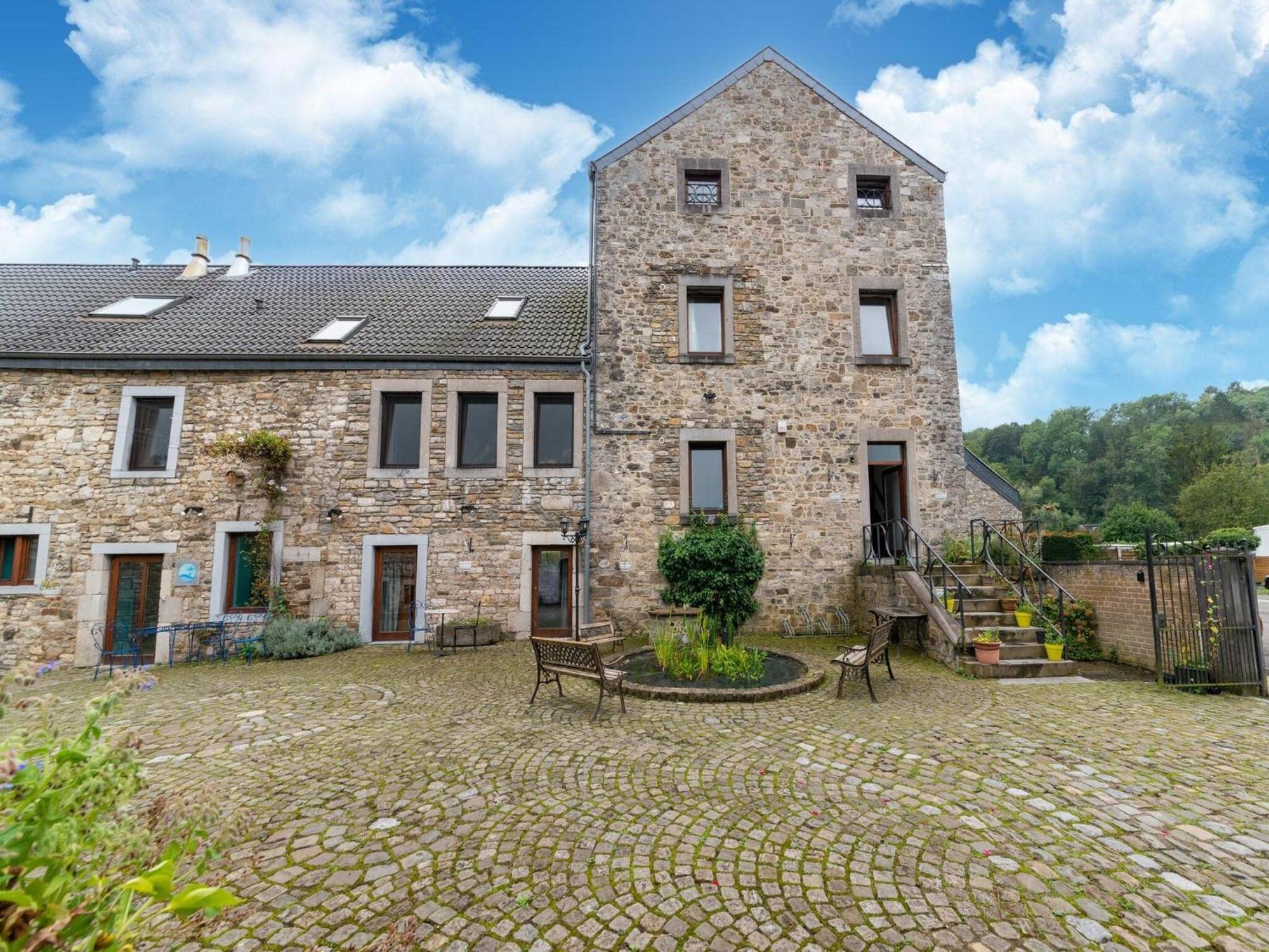 Stunning Home For 5 Adults With Indoor Pool Esneux Bagian luar foto